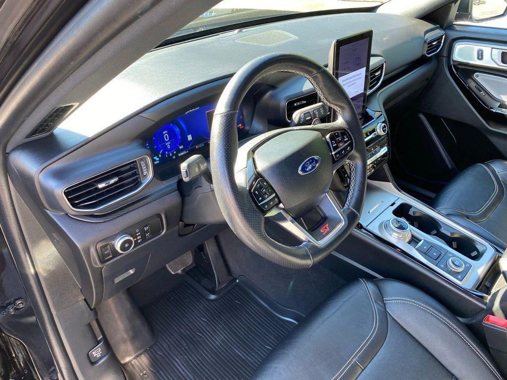 used 2023 Ford Explorer car, priced at $40,750
