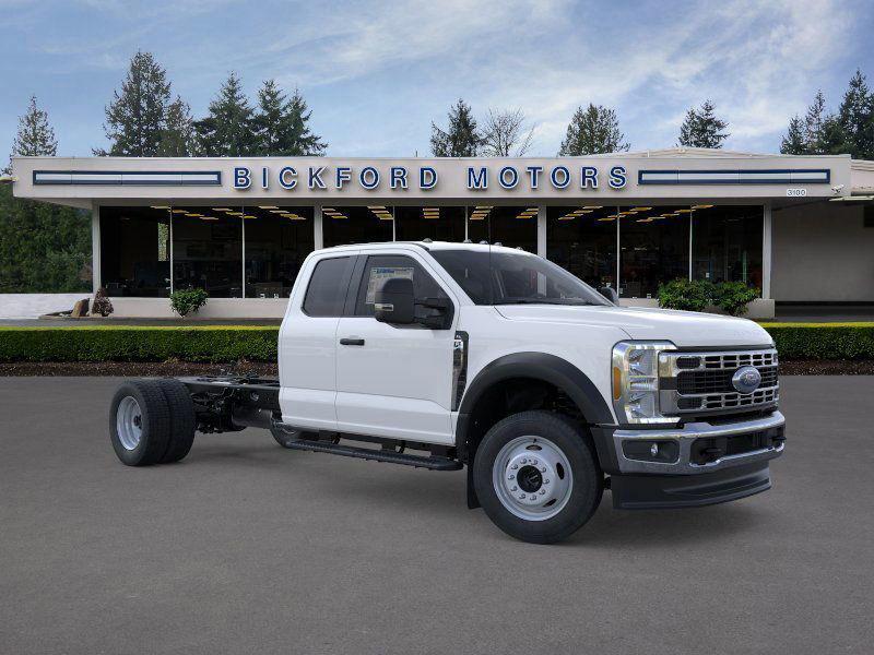 new 2025 Ford F-450 car, priced at $66,080