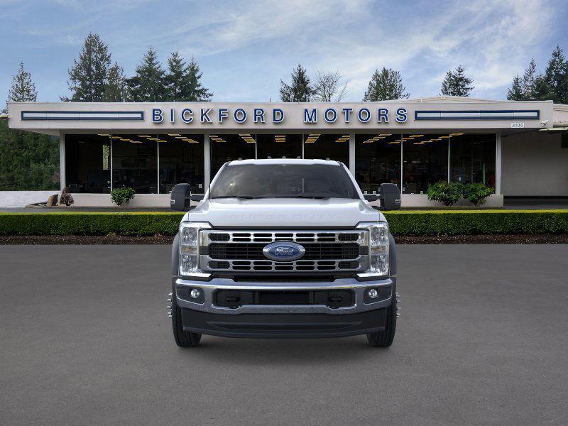 new 2025 Ford F-450 car, priced at $66,080