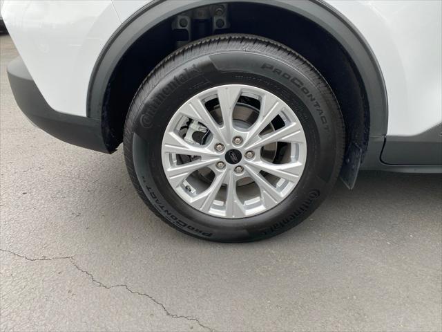 used 2025 Ford Escape car, priced at $25,995