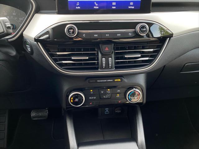 used 2022 Ford Escape car, priced at $24,445