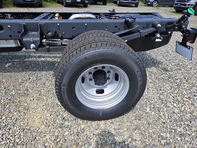 new 2025 Ford F-350 car, priced at $69,045