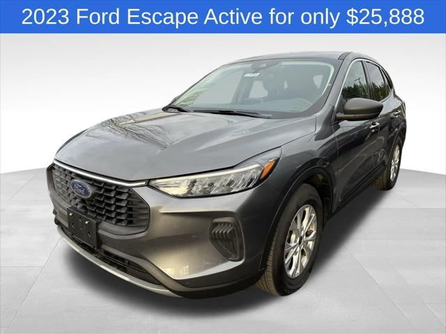 used 2023 Ford Escape car, priced at $25,888