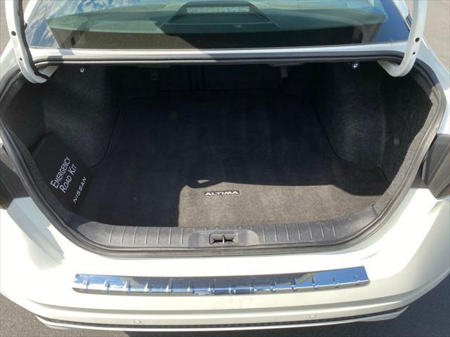 used 2022 Nissan Altima car, priced at $23,987