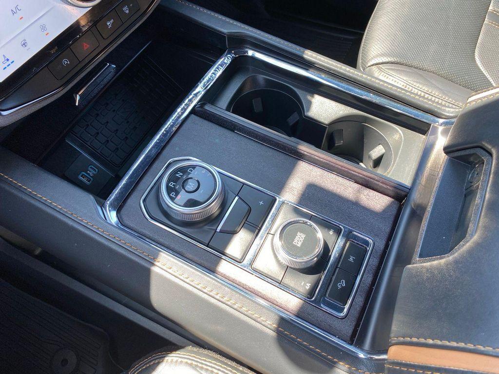 used 2023 Ford Expedition car, priced at $59,972