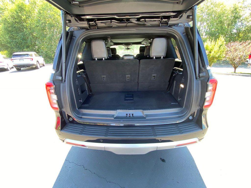 used 2023 Ford Expedition car, priced at $59,972
