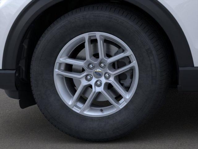 new 2025 Ford Explorer car, priced at $40,372