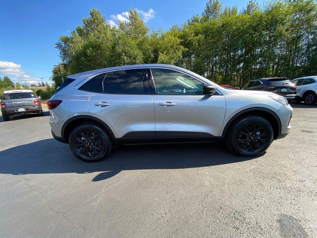 used 2024 Ford Escape car, priced at $23,417