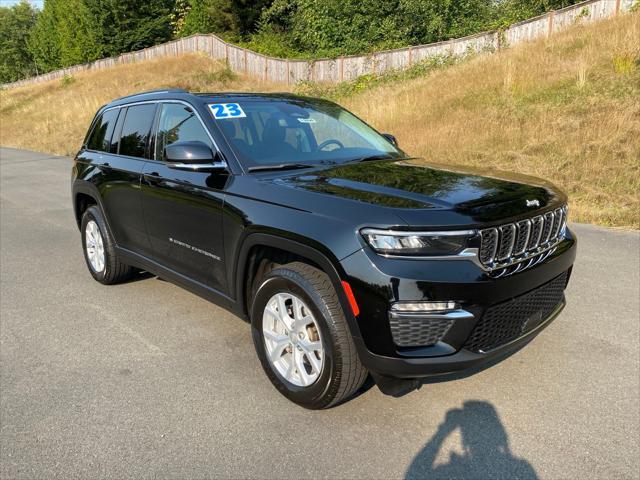 used 2023 Jeep Grand Cherokee car, priced at $33,395