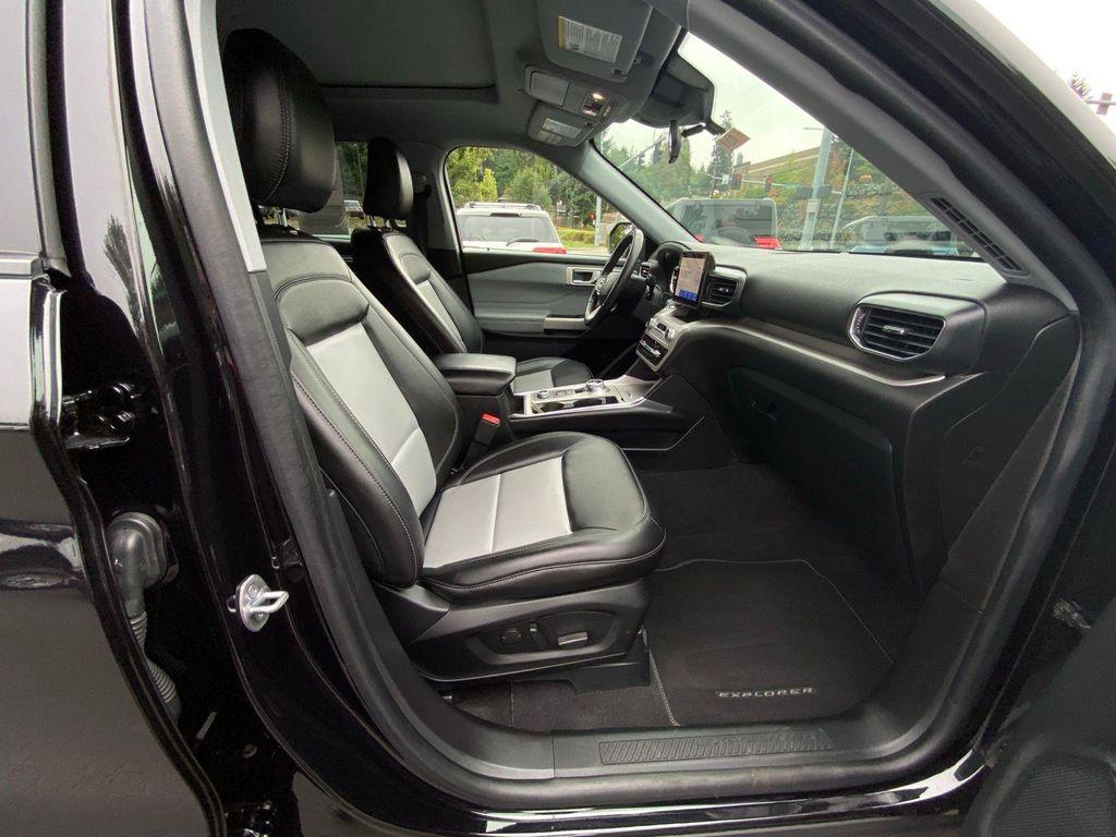 used 2022 Ford Explorer car, priced at $37,400