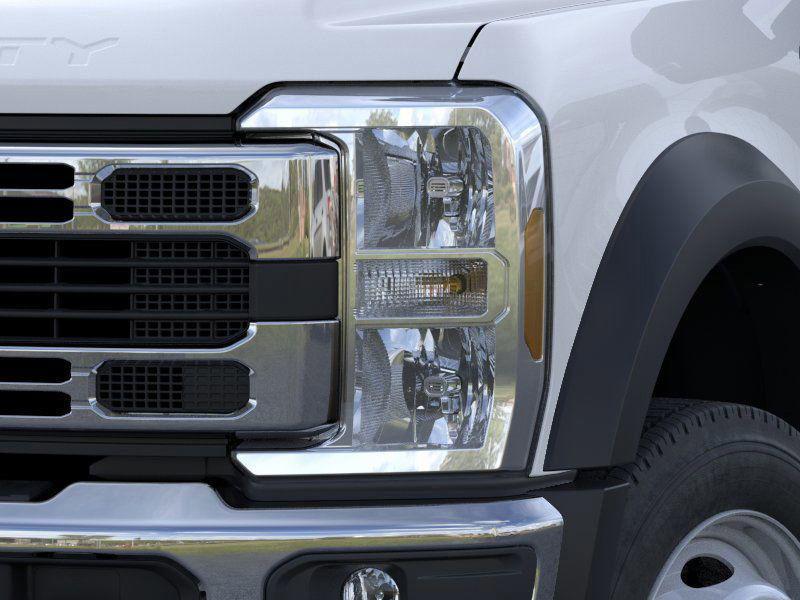 new 2025 Ford F-450 car, priced at $60,555