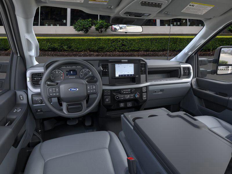 new 2025 Ford F-450 car, priced at $60,555