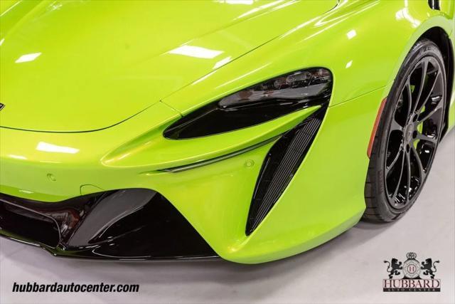 used 2025 McLaren Artura car, priced at $299,000