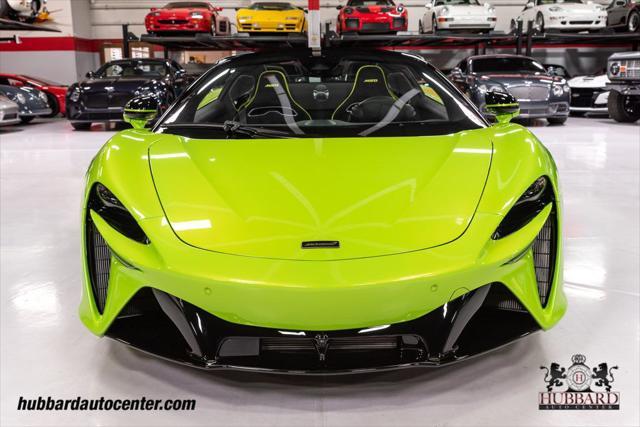 used 2025 McLaren Artura car, priced at $299,000