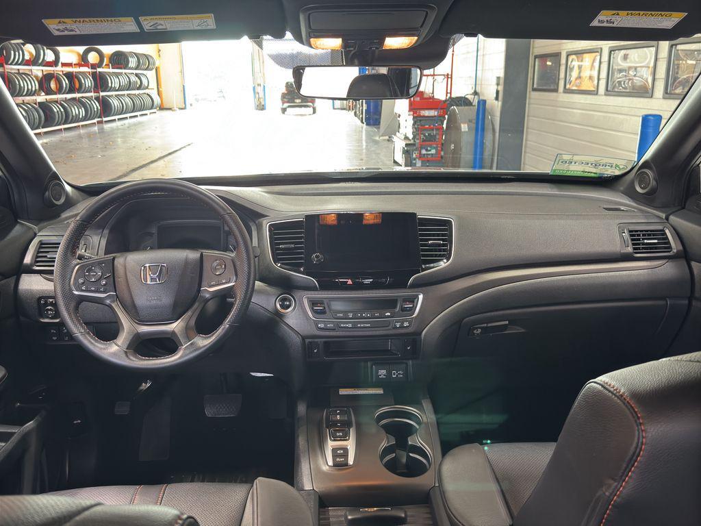 used 2022 Honda Passport car, priced at $33,540