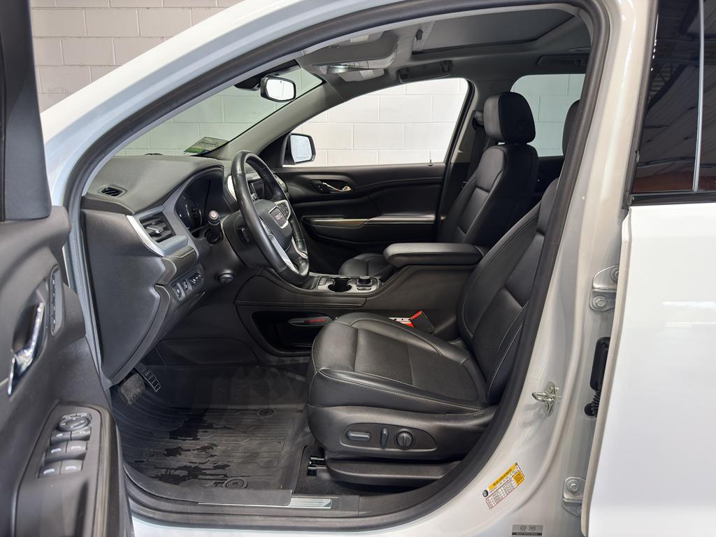 used 2023 GMC Acadia car, priced at $34,990
