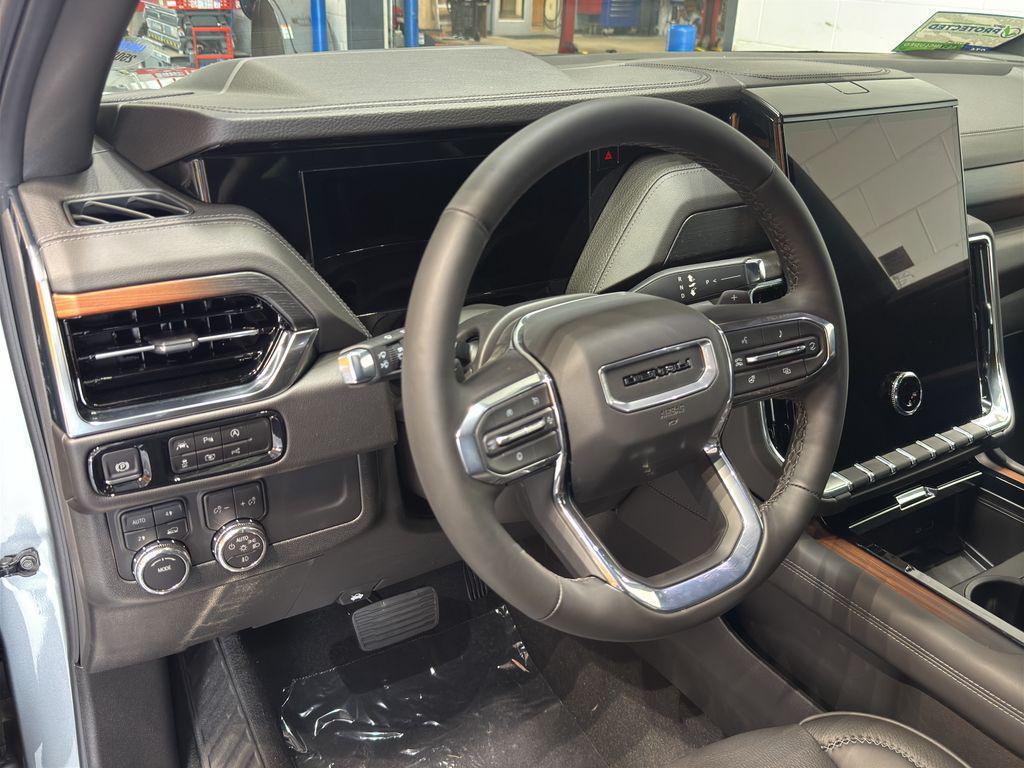 new 2025 GMC Yukon car, priced at $84,589