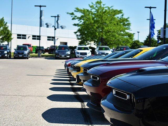 used 2015 Jeep Grand Cherokee car, priced at $16,490