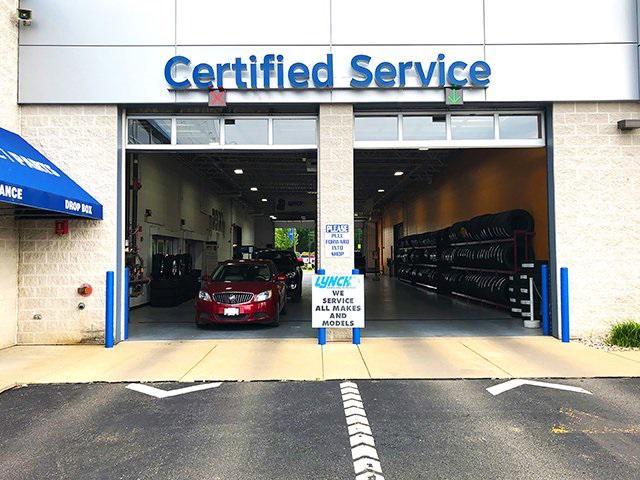 used 2023 Chevrolet Traverse car, priced at $29,395