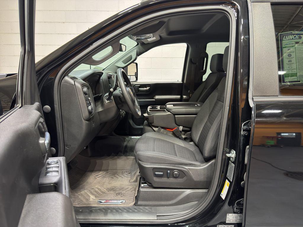 used 2022 Chevrolet Silverado 2500 car, priced at $45,740