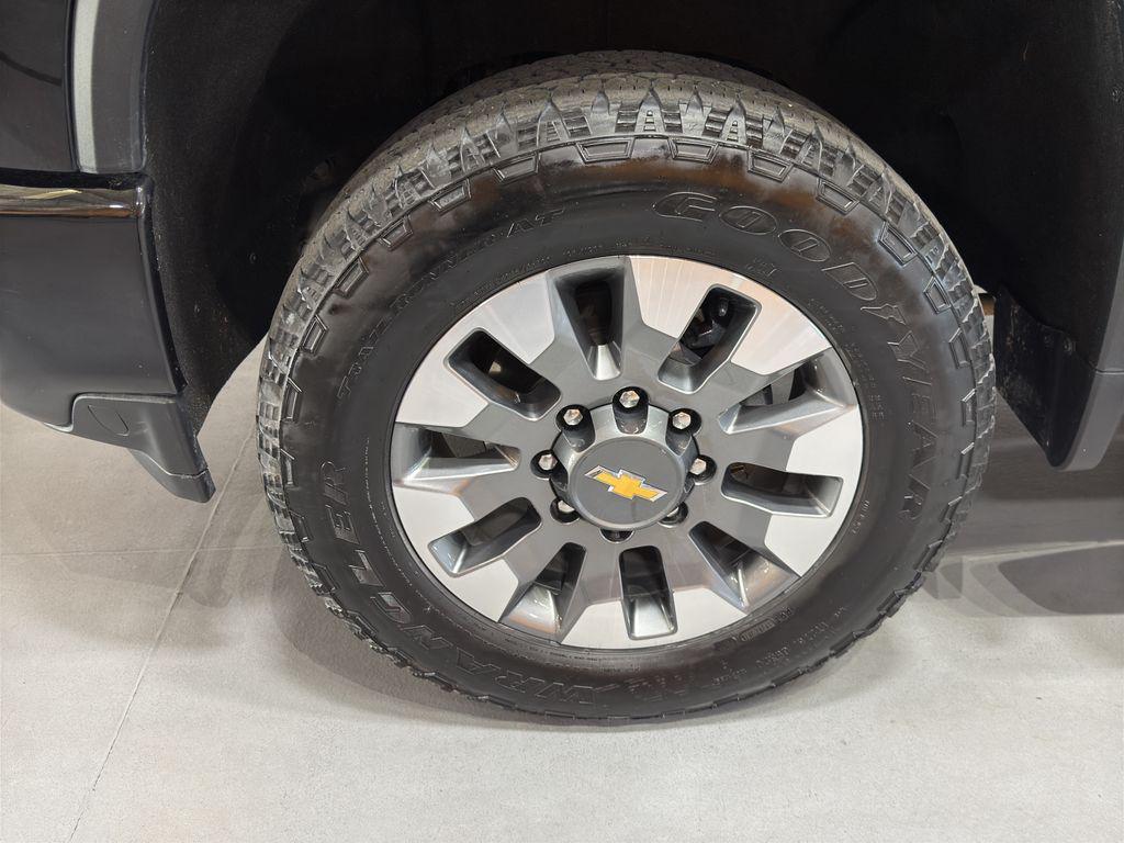 used 2022 Chevrolet Silverado 2500 car, priced at $45,740