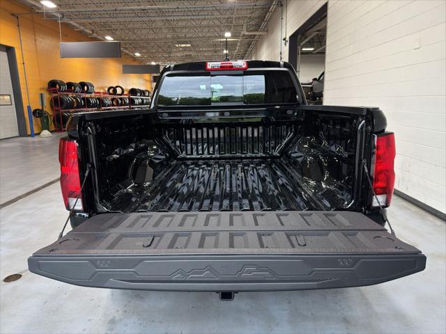 new 2025 Chevrolet Colorado car, priced at $41,724