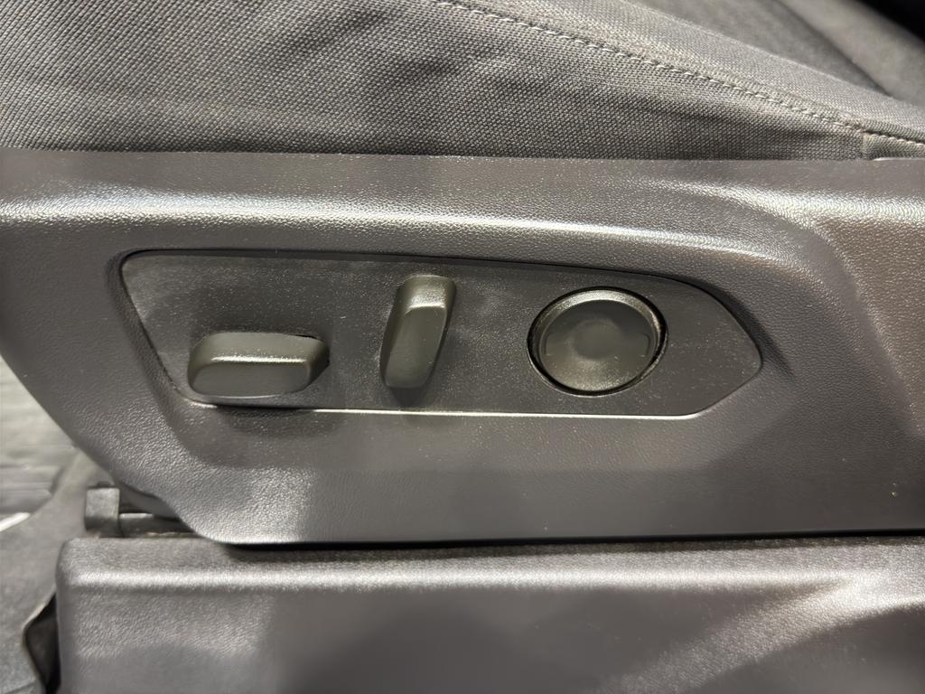 used 2025 GMC Sierra 1500 car, priced at $53,635