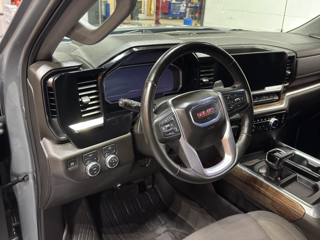 used 2025 GMC Sierra 1500 car, priced at $53,635