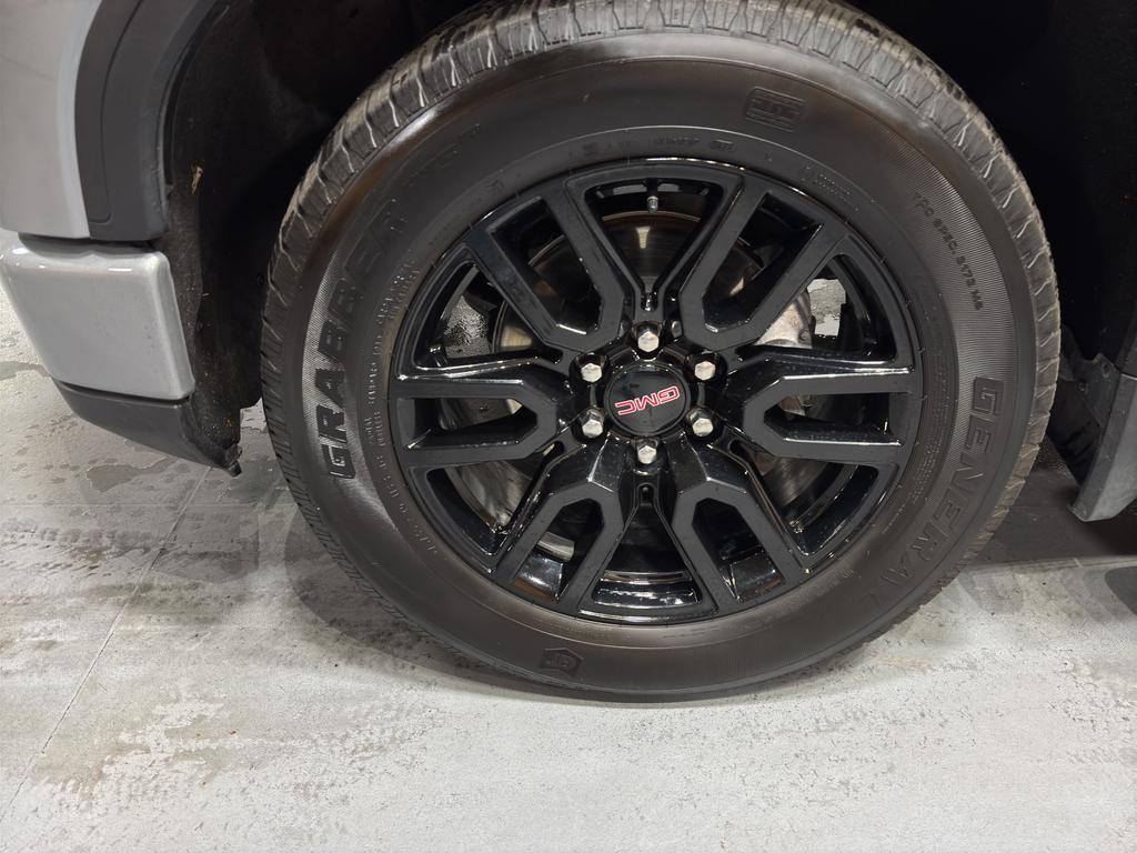 used 2025 GMC Sierra 1500 car, priced at $53,635