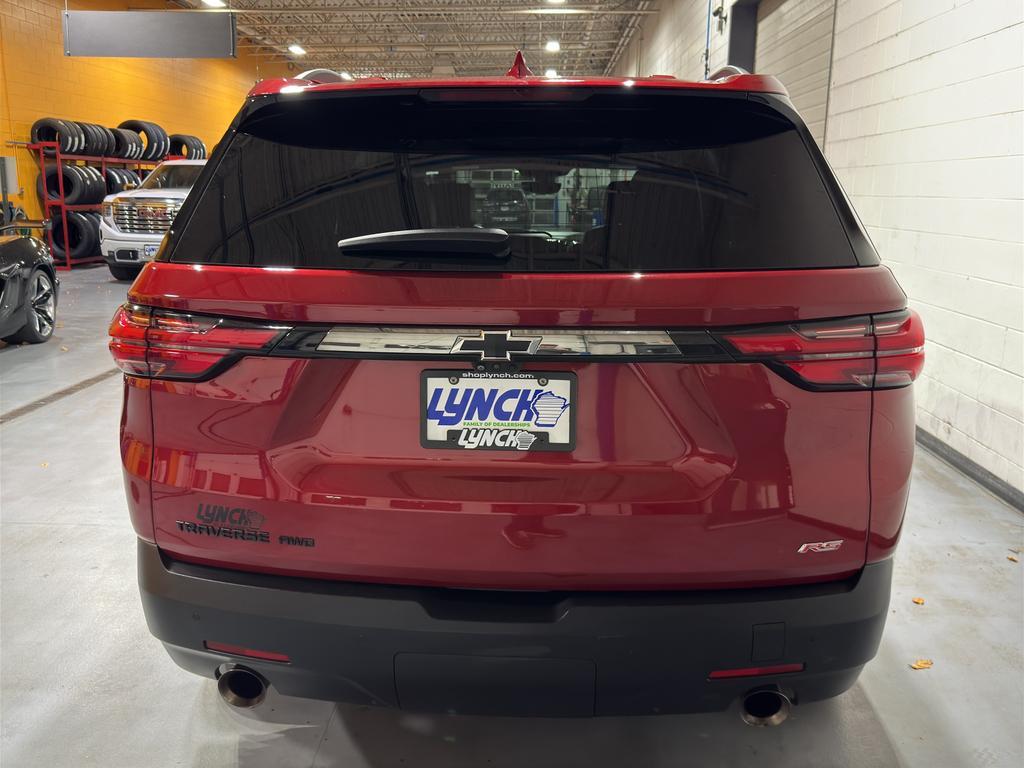 used 2022 Chevrolet Traverse car, priced at $29,785