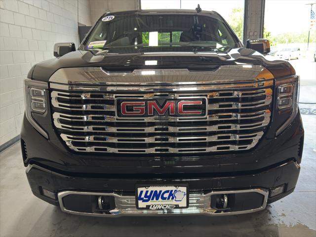 new 2025 GMC Sierra 1500 car, priced at $70,301
