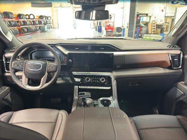 new 2025 GMC Sierra 1500 car, priced at $70,301