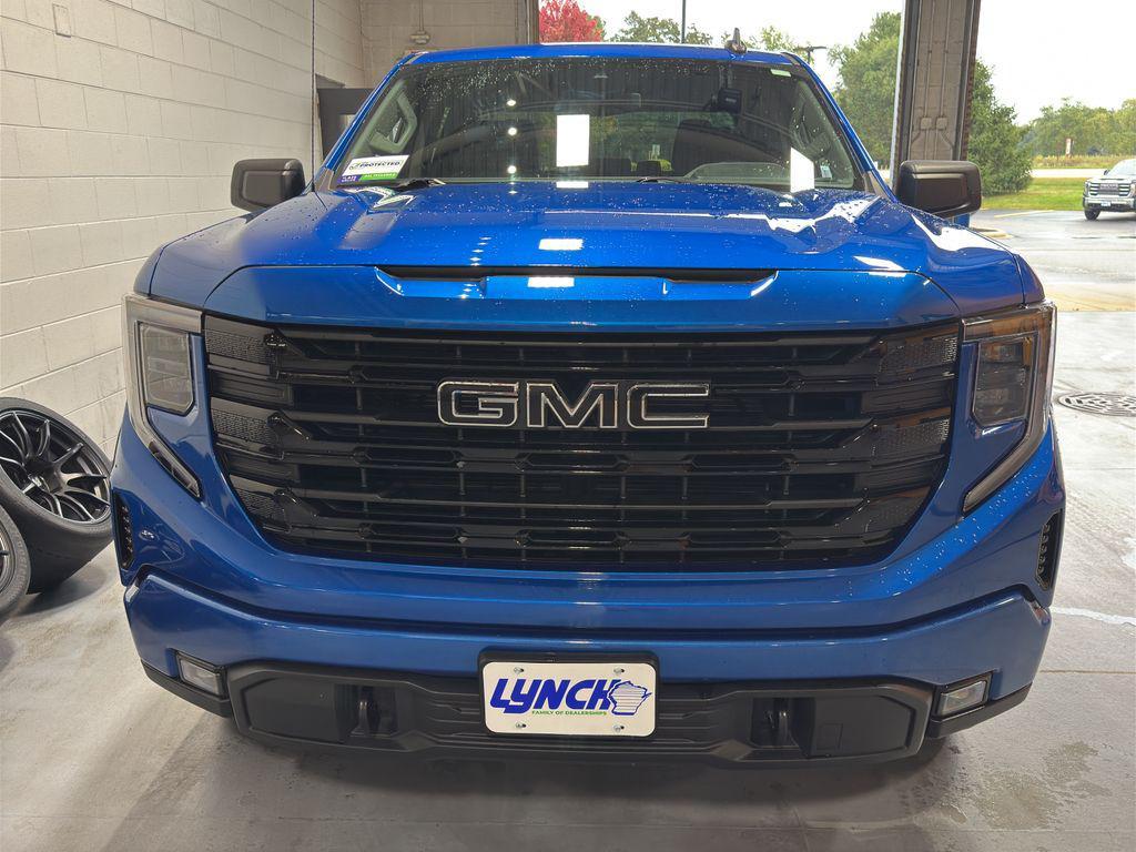 used 2022 GMC Sierra 1500 car, priced at $43,985