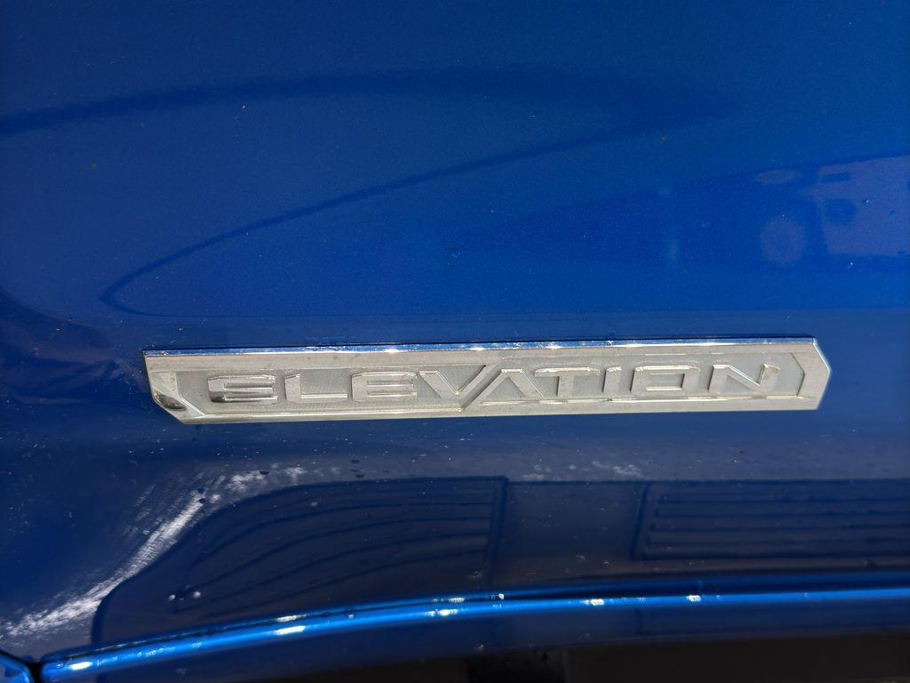 used 2022 GMC Sierra 1500 car, priced at $43,985