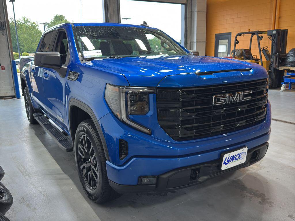 used 2022 GMC Sierra 1500 car, priced at $43,985