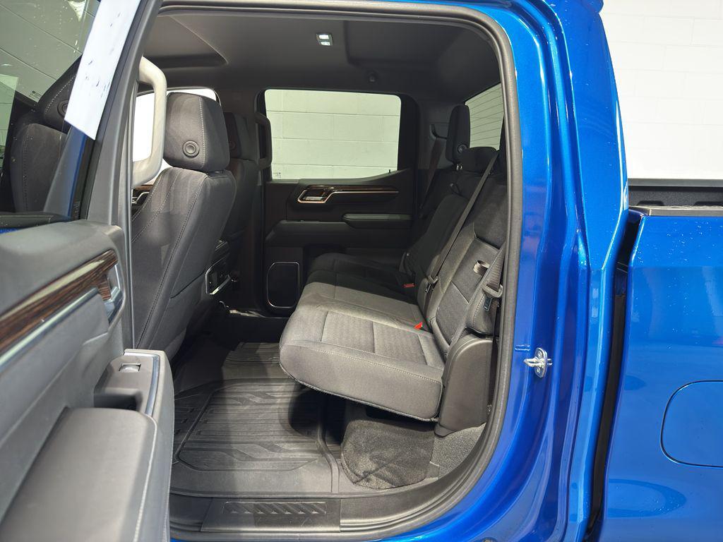 used 2022 GMC Sierra 1500 car, priced at $43,985