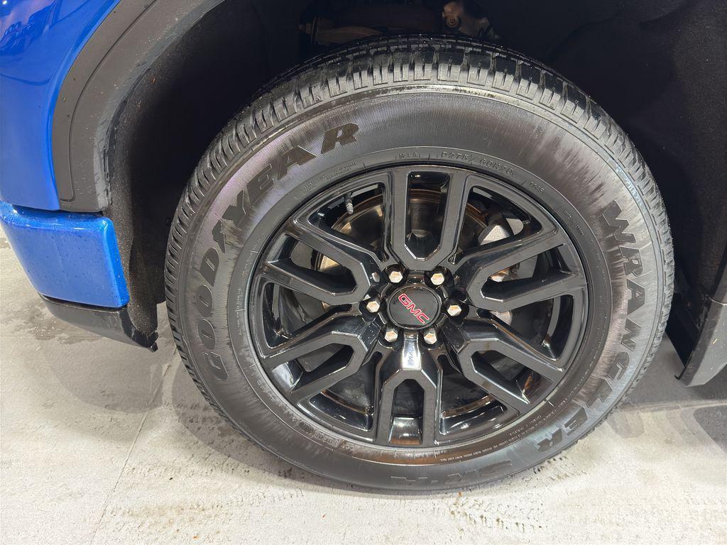 used 2022 GMC Sierra 1500 car, priced at $43,985