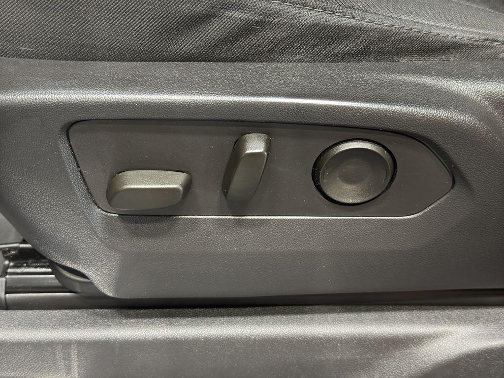 used 2022 GMC Sierra 1500 car, priced at $43,985