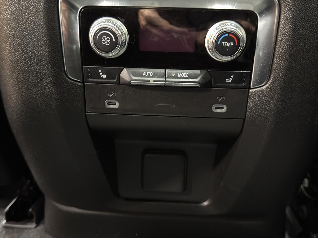 used 2024 GMC Yukon car, priced at $73,490