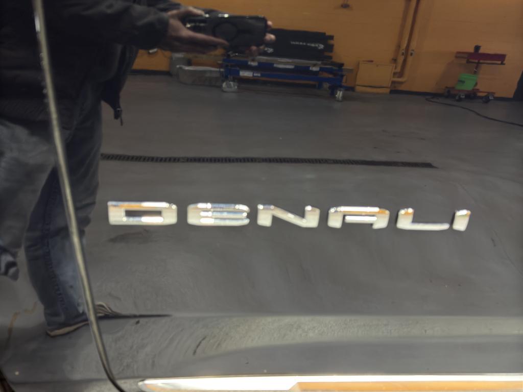 used 2024 GMC Yukon car, priced at $73,490