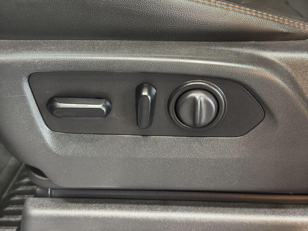 used 2020 GMC Sierra 1500 car, priced at $38,785