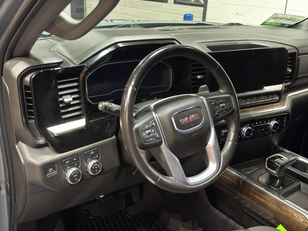 used 2023 GMC Sierra 1500 car, priced at $43,635