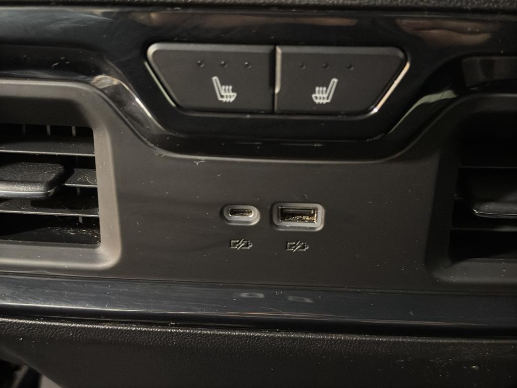 used 2022 GMC Sierra 1500 car, priced at $49,390