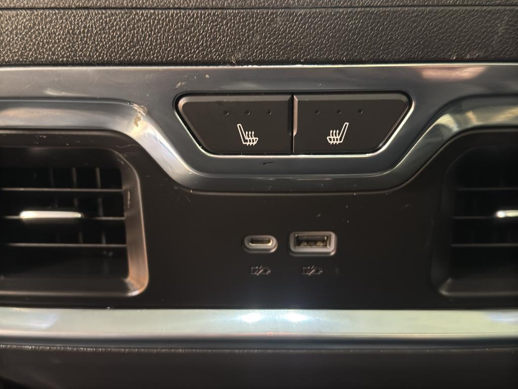 used 2022 GMC Sierra 1500 car, priced at $48,890