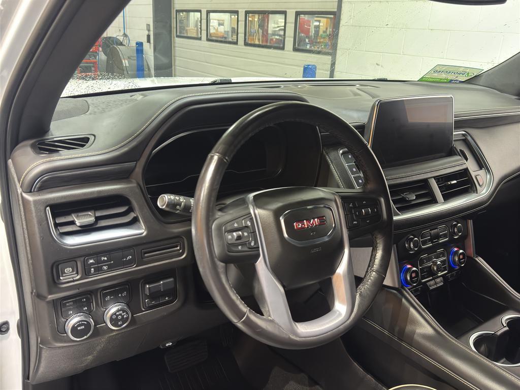 used 2022 GMC Yukon car, priced at $52,490