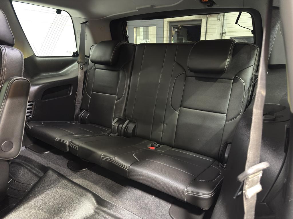 used 2019 GMC Yukon car, priced at $33,290