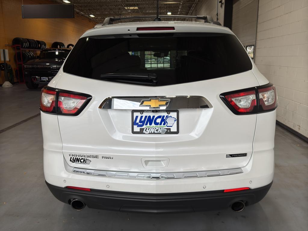 used 2017 Chevrolet Traverse car, priced at $14,290