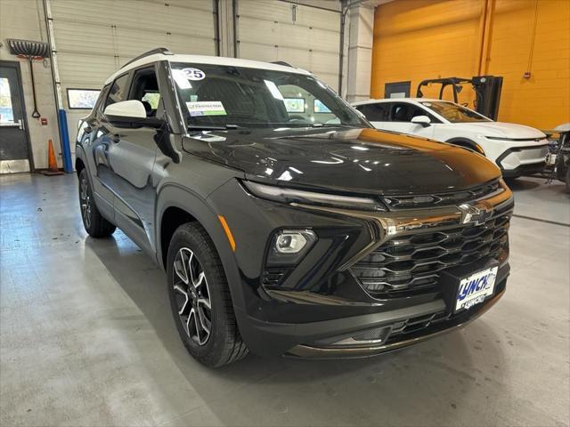 new 2025 Chevrolet TrailBlazer car, priced at $29,245