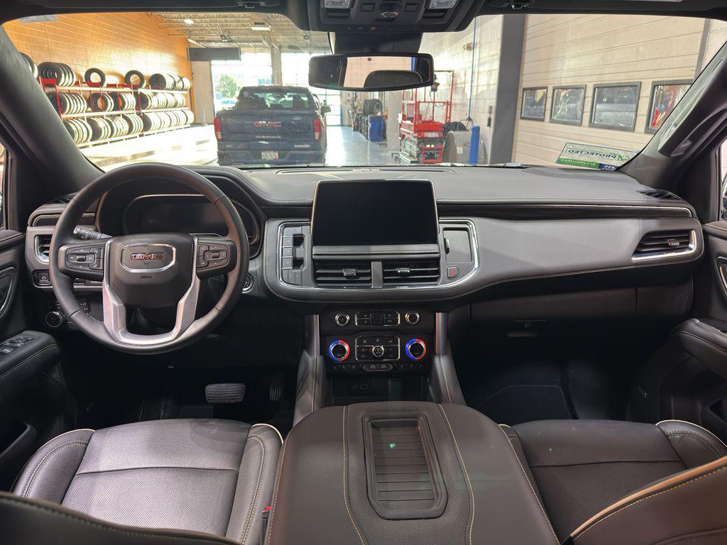 used 2023 GMC Yukon car, priced at $62,885