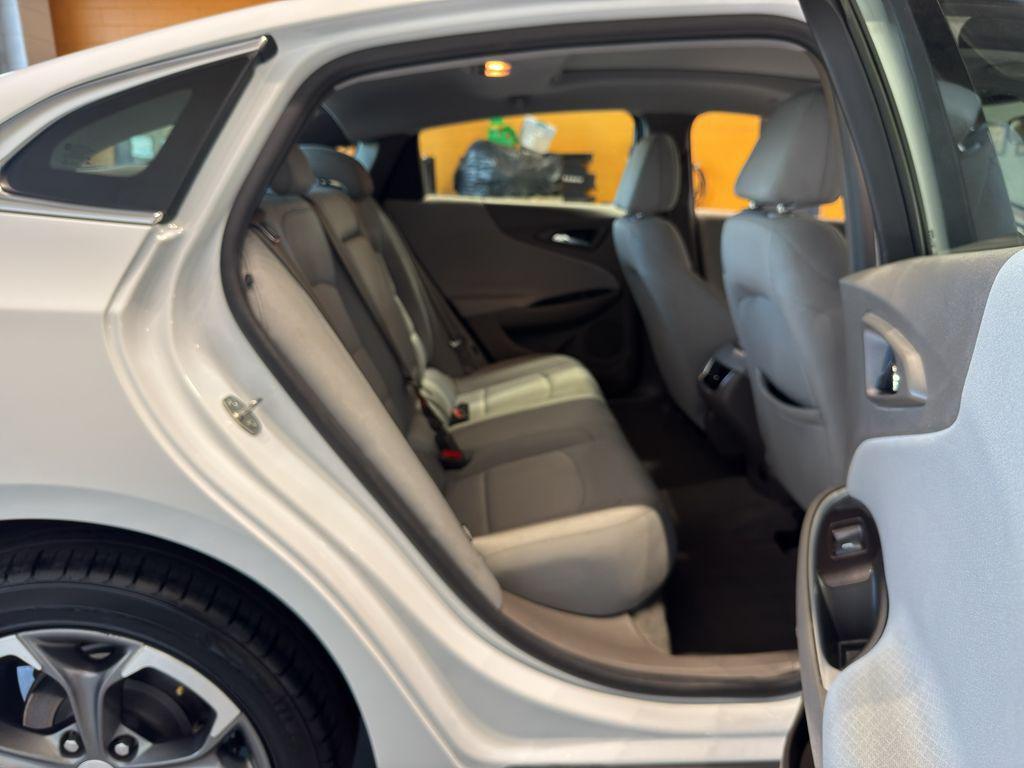 used 2024 Chevrolet Malibu car, priced at $18,990